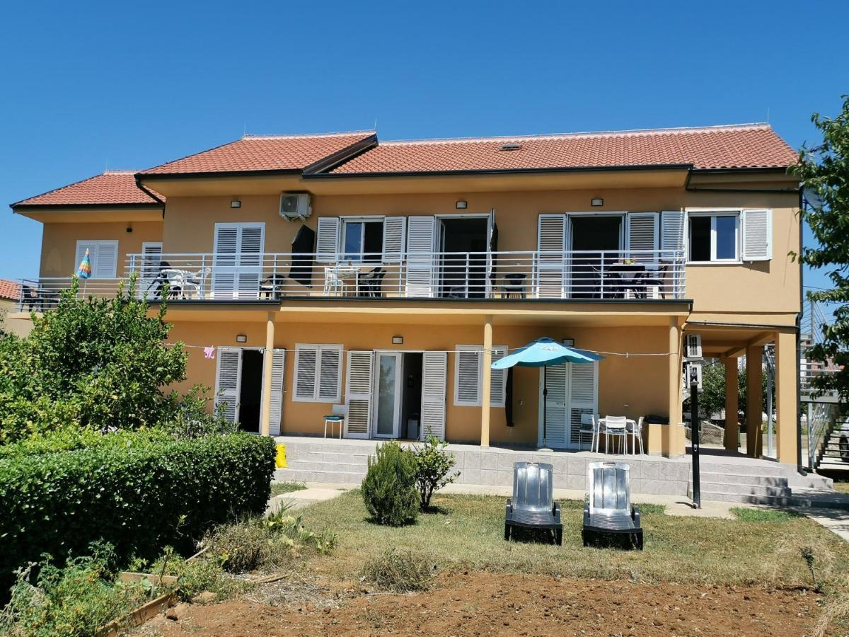 Blue Apartment Privlaka  Kültér fotó